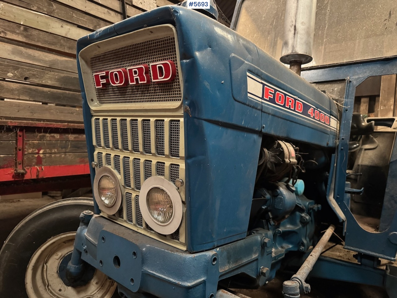 1975 Ford 4000 - Farm tractor: picture 5 1975 Ford 4000 - Farm tractor: picture 5
