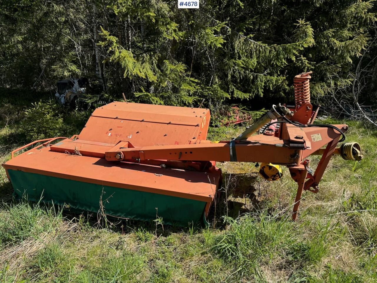 1996 Kverneland T345 - Tedding equipment: picture 1 1996 Kverneland T345 - Tedding equipment: picture 1