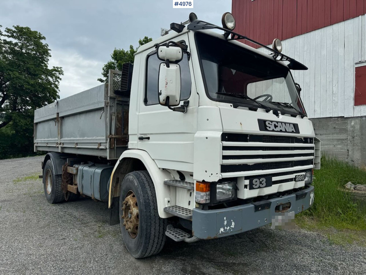 1996 Scania P93 4x2 tipper truck - Tipper: picture 5 1996 Scania P93 4x2 tipper truck - Tipper: picture 5