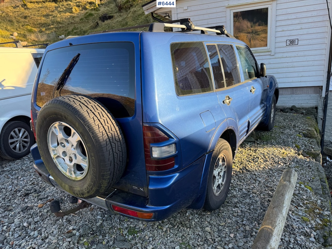 Car 2000 Mitsubishi Pajero GLX with 7 seats: picture 7