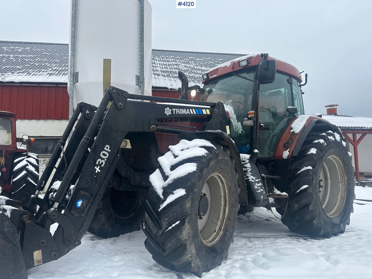 2002 CASE MX 135 MAXXUM 4x4 tractor with front loader. - Farm tractor: picture 3 2002 CASE MX 135 MAXXUM 4x4 tractor with front loader. - Farm tractor: picture 3