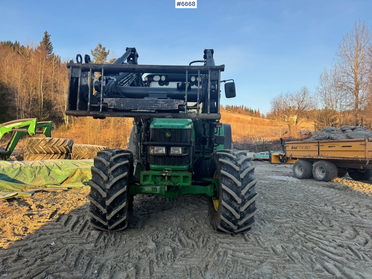 2005 John Deere 6420S w/ Front Loader. 6000 hours. - Farm tractor: picture 3 2005 John Deere 6420S w/ Front Loader. 6000 hours. - Farm tractor: picture 3