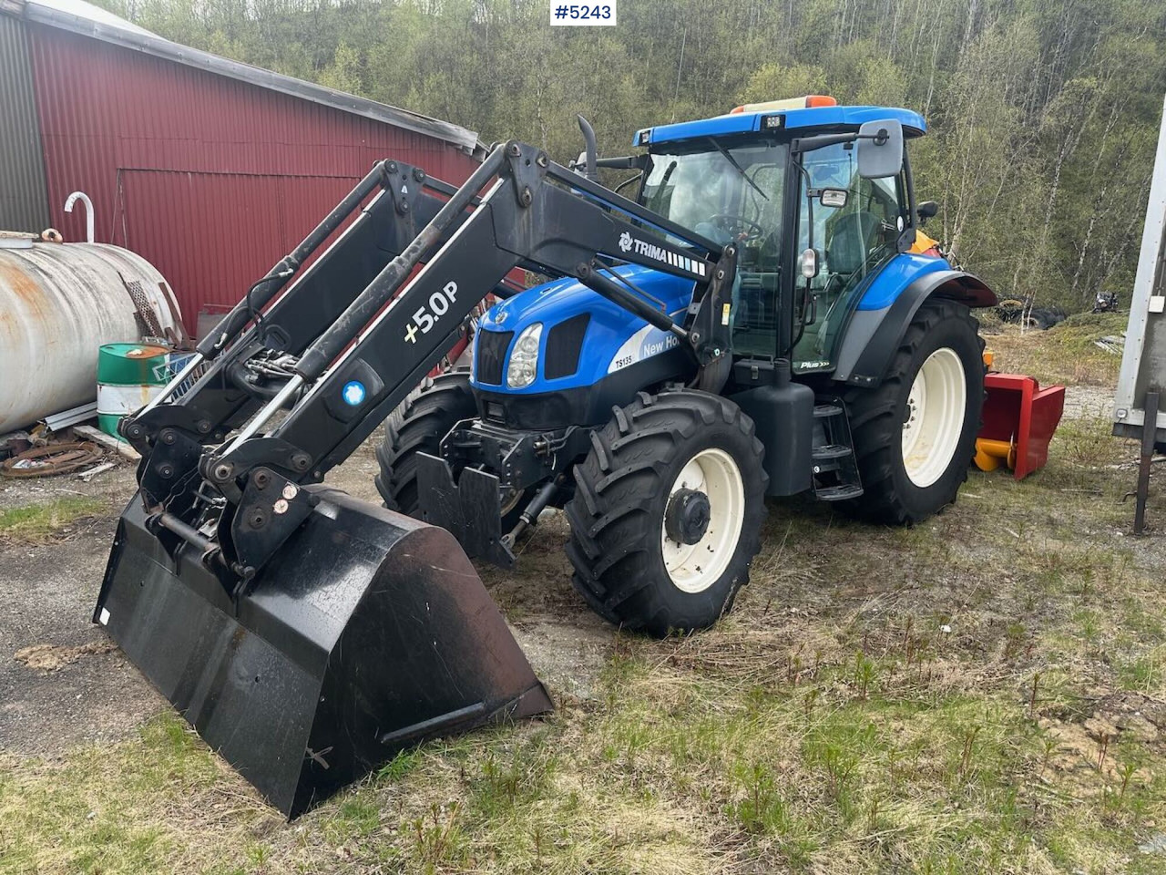 2007 New Holland TS135 4x4 tractor w/ front loader. WATCH VIDEO. - Farm tractor: picture 1 2007 New Holland TS135 4x4 tractor w/ front loader. WATCH VIDEO. - Farm tractor: picture 1