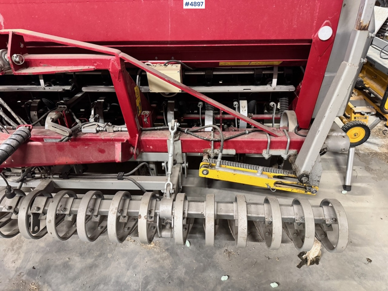2009 Kongskilde Combiseed HT3000S Seeder. - Combine seed drill: picture 4 2009 Kongskilde Combiseed HT3000S Seeder. - Combine seed drill: picture 4