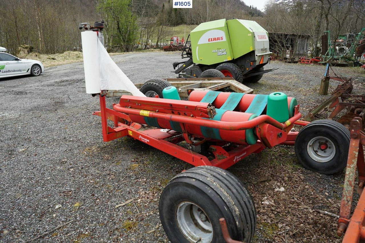 2009 Kverneland Taarup 7420 Round bale packs - Tedding equipment: picture 3 2009 Kverneland Taarup 7420 Round bale packs - Tedding equipment: picture 3