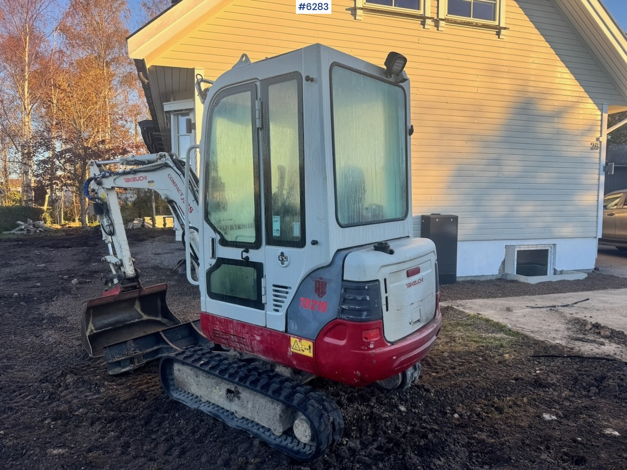 2010 Takeuchi TB219 Mini Excavator with Rototilt and 2 buckets. - Excavator: picture 4 2010 Takeuchi TB219 Mini Excavator with Rototilt and 2 buckets. - Excavator: picture 4