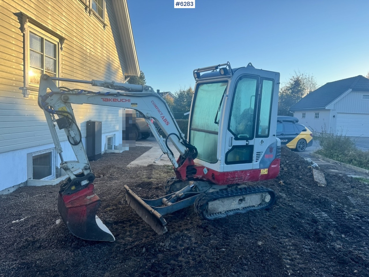 2010 Takeuchi TB219 Mini Excavator with Rototilt and 2 buckets. - Excavator: picture 2 2010 Takeuchi TB219 Mini Excavator with Rototilt and 2 buckets. - Excavator: picture 2