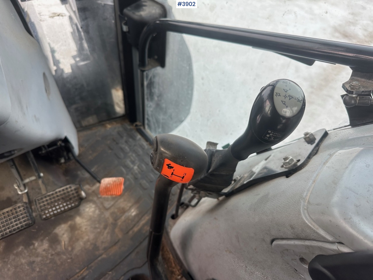 2011 New Holland T5070 4x4 m/ frontlaster leasing 2011 New Holland T5070 4x4 m/ frontlaster: picture 35