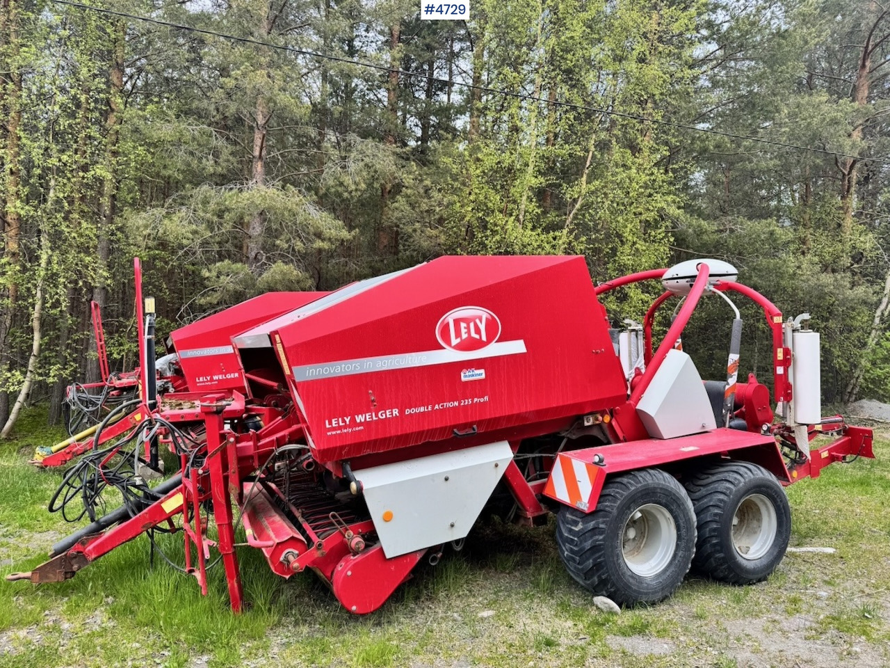 2012 Lely Welger Double Action 235 Profi - Tedding equipment: picture 2 2012 Lely Welger Double Action 235 Profi - Tedding equipment: picture 2
