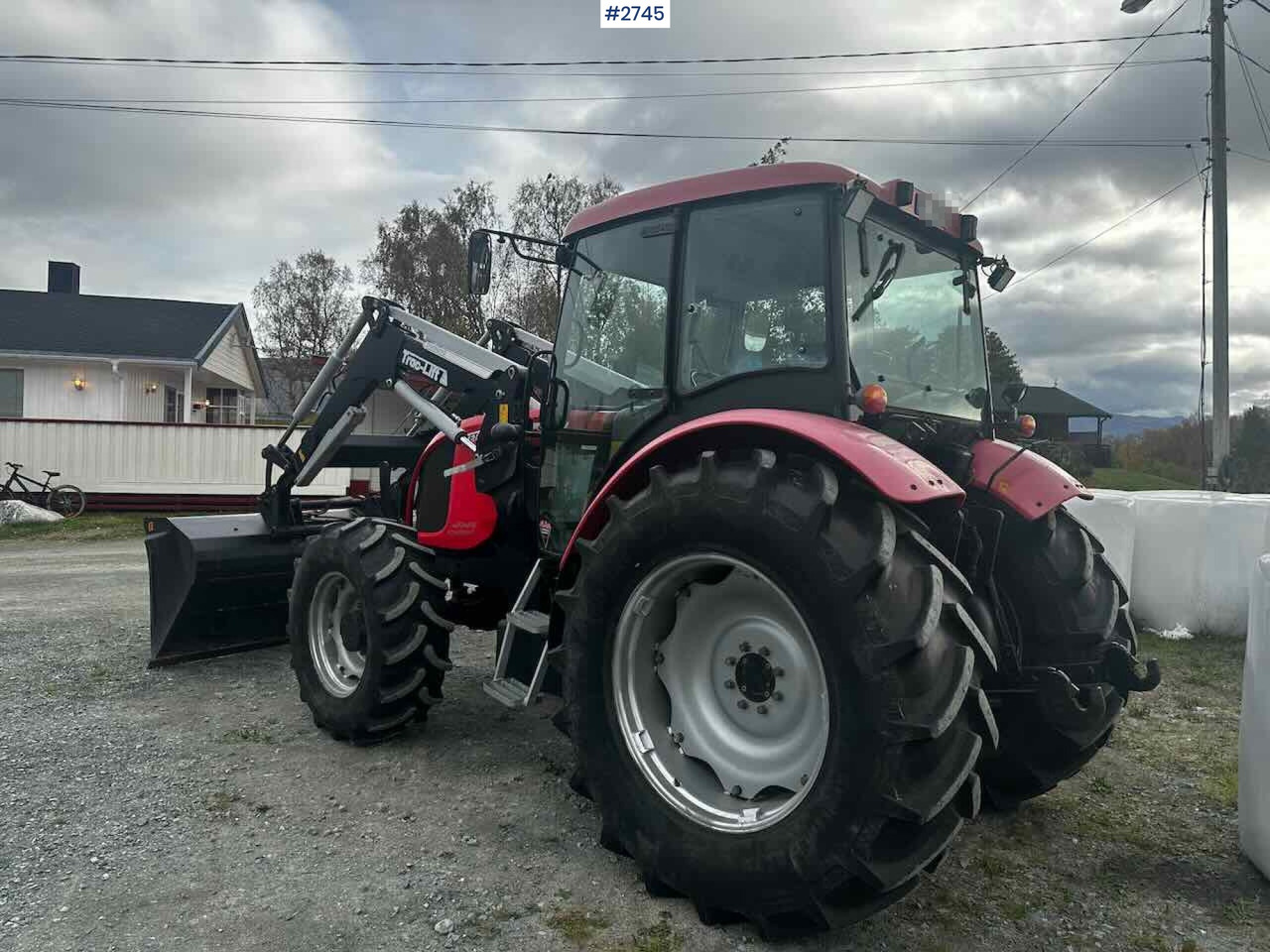 2012 ZETOR PROXIMA POWER 90 w/ Trac-lift Front loader and Bucket - Farm tractor: picture 4 2012 ZETOR PROXIMA POWER 90 w/ Trac-lift Front loader and Bucket - Farm tractor: picture 4