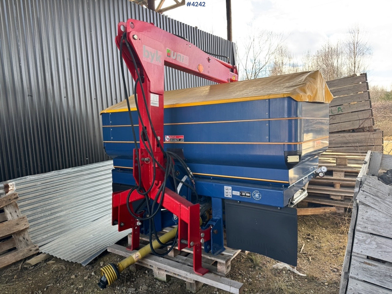 2013 Gjødselspreder m/ BYK kran fra 2015. - Fertilizer spreader: picture 5 2013 Gjødselspreder m/ BYK kran fra 2015. - Fertilizer spreader: picture 5