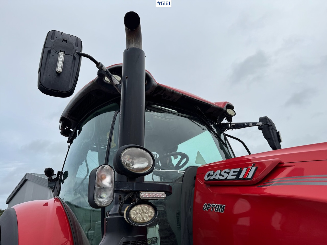2016 Case IH Optum 300 CVX w/front hydraulics and plowing rig - Farm tractor: picture 5 2016 Case IH Optum 300 CVX w/front hydraulics and plowing rig - Farm tractor: picture 5