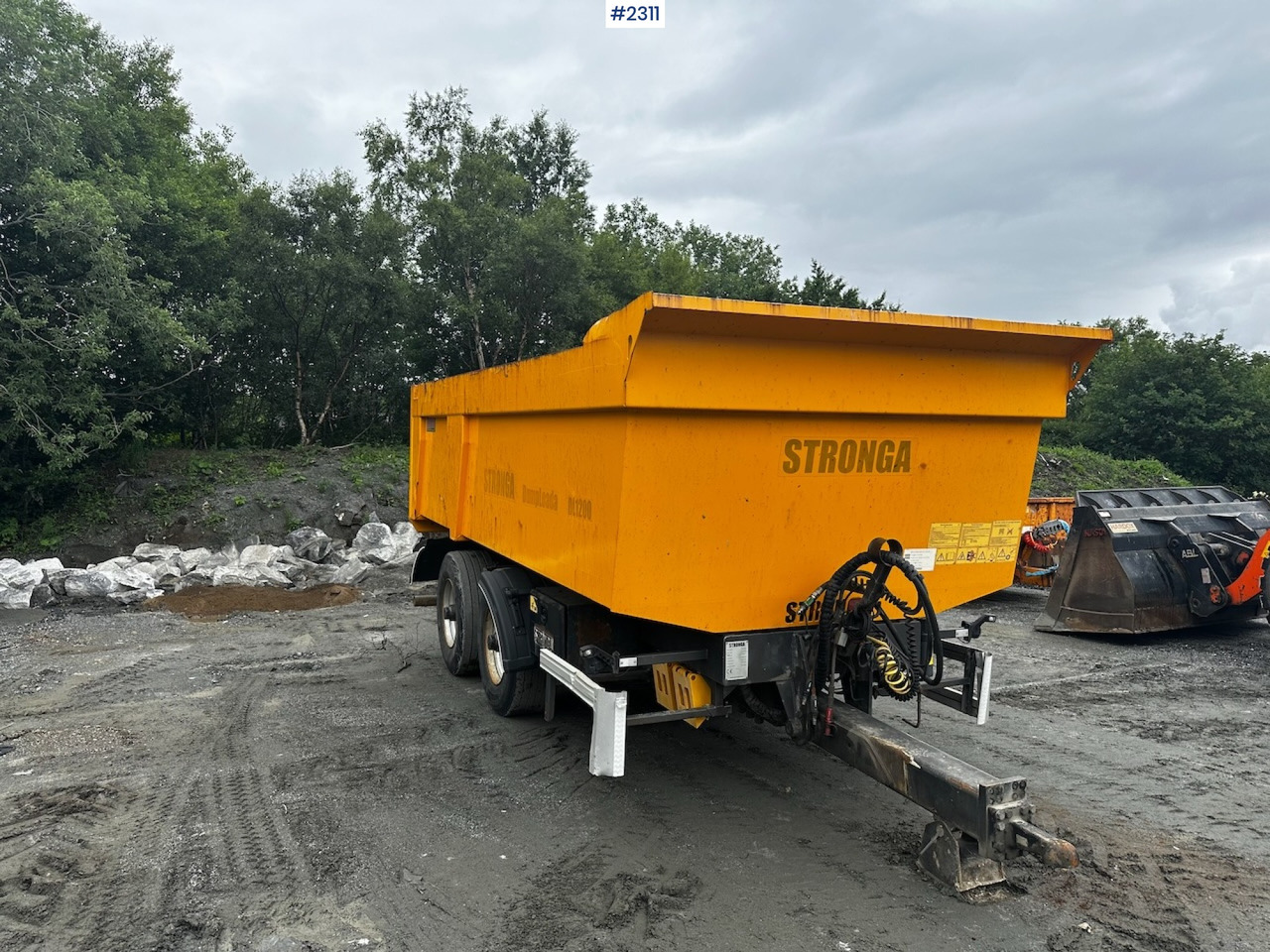 2016 Stronga DL1200 tractor trailer. - Farm tipping trailer/ Dumper: picture 3 2016 Stronga DL1200 tractor trailer. - Farm tipping trailer/ Dumper: picture 3