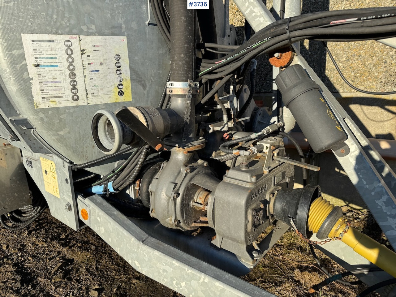 Slurry tanker 2017 Fliegl VFW 10600 Tandem w/lots of equipment: picture 8