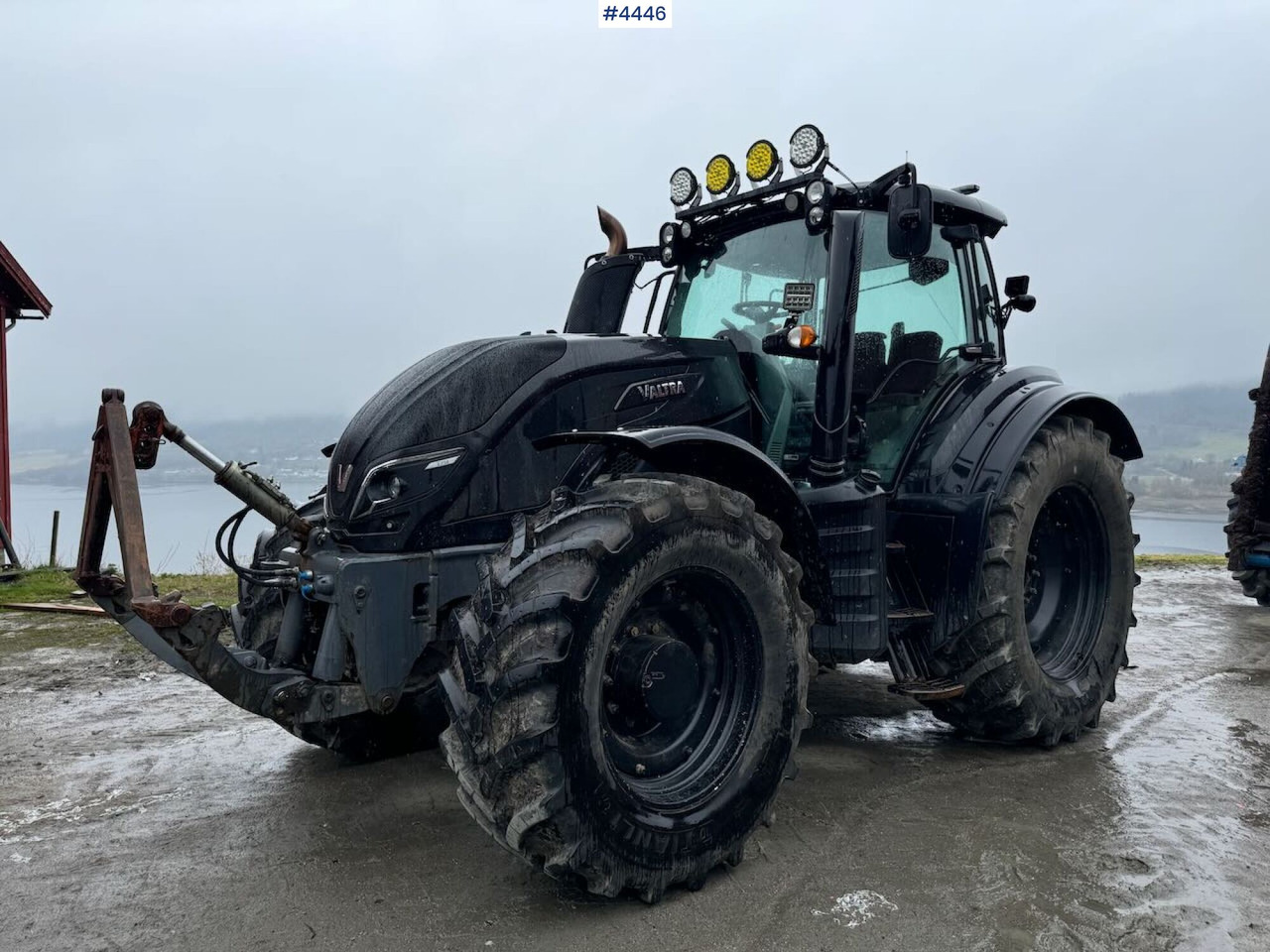 2017 Valtra T234 - Farm tractor: picture 1 2017 Valtra T234 - Farm tractor: picture 1