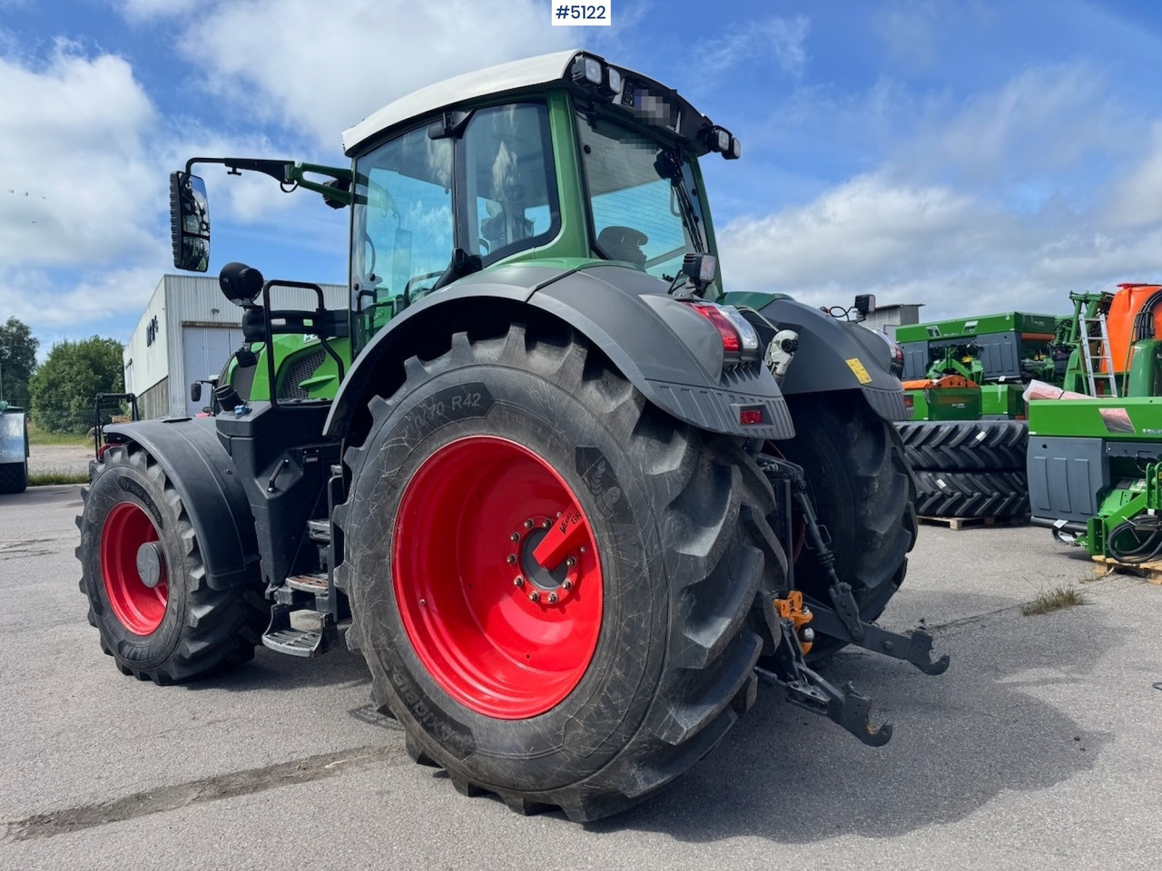 2019 Fendt 828 Vario w/ Front hydraulics and Front PTO. - Farm tractor: picture 4 2019 Fendt 828 Vario w/ Front hydraulics and Front PTO. - Farm tractor: picture 4