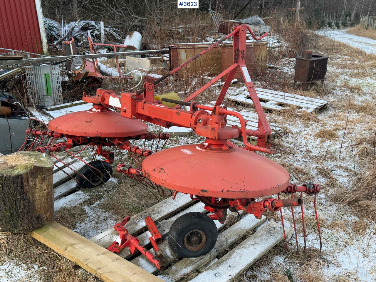 Fella UH320D rake - Tedder/ Rake: picture 1 Fella UH320D rake - Tedder/ Rake: picture 1