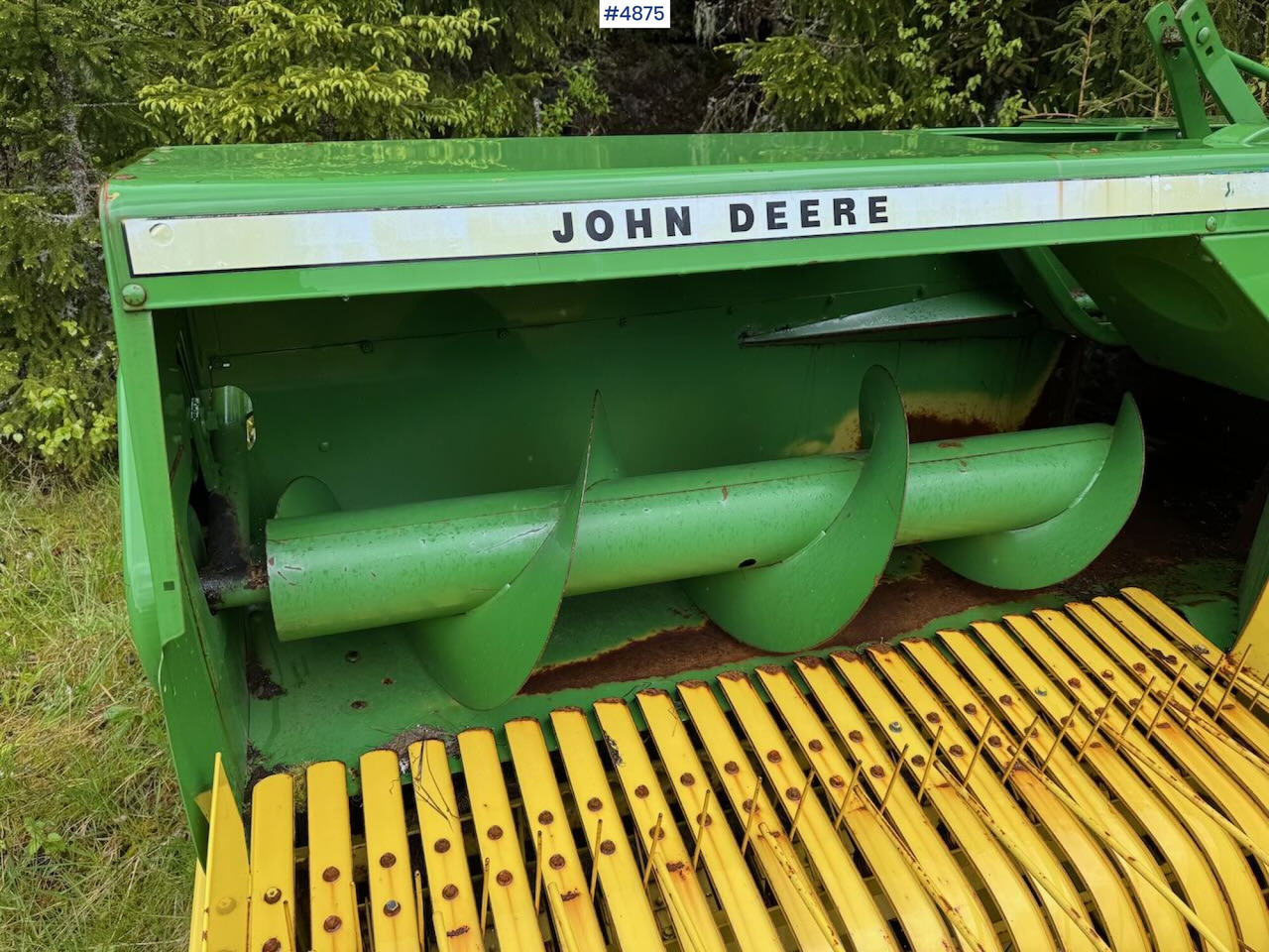 John Deere 332A square baler - Tedding equipment: picture 3 John Deere 332A square baler - Tedding equipment: picture 3