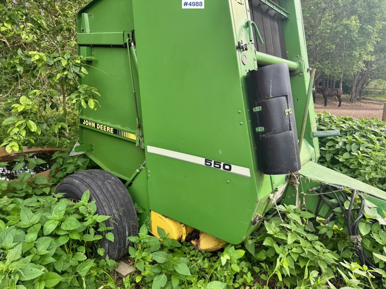 John Deere 550 Round baler with control box - Tedding equipment: picture 1 John Deere 550 Round baler with control box - Tedding equipment: picture 1