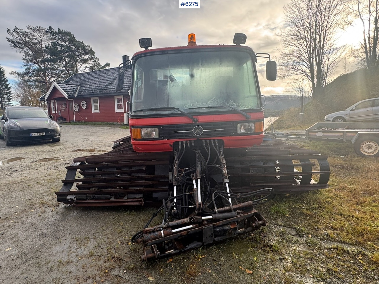 1985 Kässbohrer PB 270DS treadle machine w/ cutters and smoothing board - Municipal/ Special vehicle: picture 2 1985 Kässbohrer PB 270DS treadle machine w/ cutters and smoothing board - Municipal/ Special vehicle: picture 2