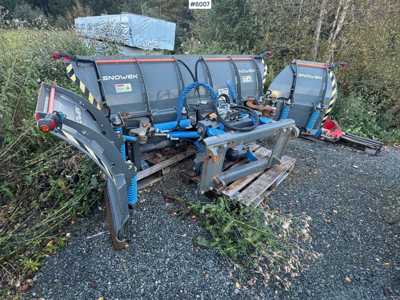 2021 Snowek U420 U-plog - Municipal/ Special vehicle: picture 1 2021 Snowek U420 U-plog - Municipal/ Special vehicle: picture 1