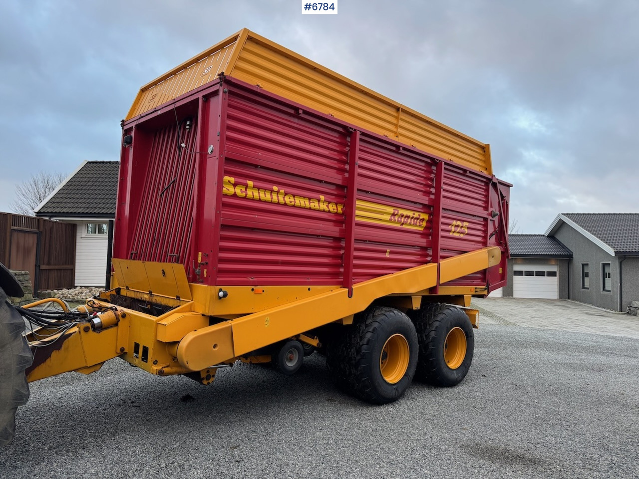 Schuitemaker Rapide 125 Loading trolley. - Tedding equipment: picture 1 Schuitemaker Rapide 125 Loading trolley. - Tedding equipment: picture 1