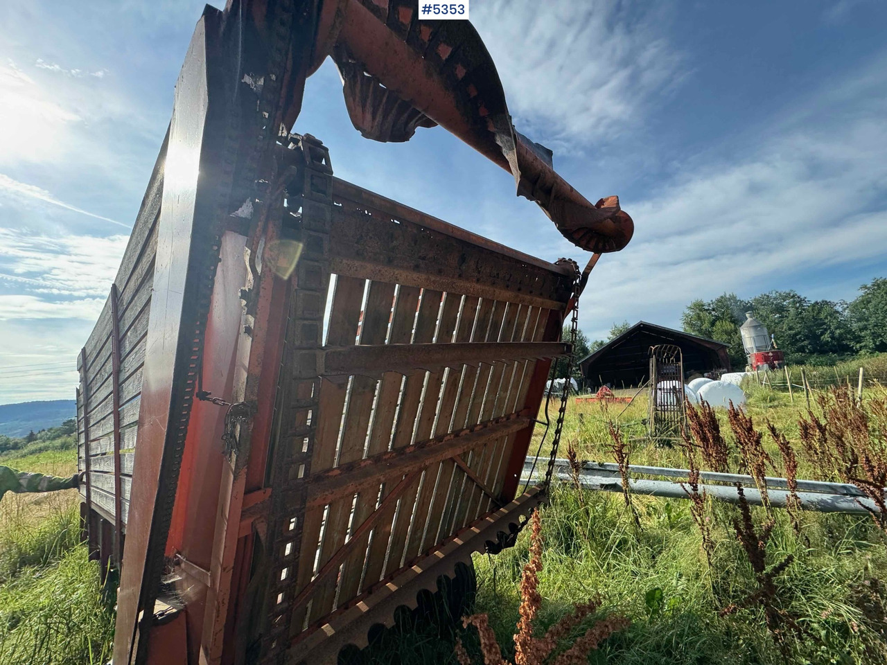 Underhaug unloading trailer - Tedding equipment: picture 5 Underhaug unloading trailer - Tedding equipment: picture 5