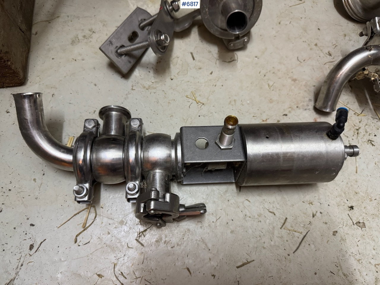 Valves Lely A5. - Livestock equipment: picture 2 Valves Lely A5. - Livestock equipment: picture 2