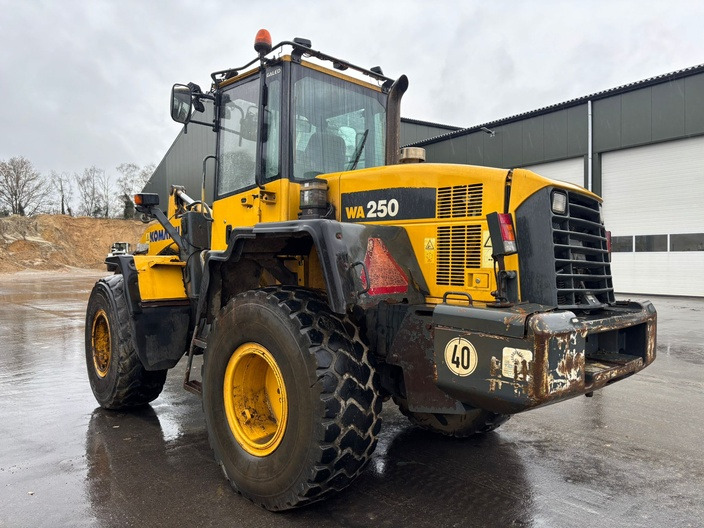 Komatsu Komatsu wa250-5 - Wheel loader: picture 5 Komatsu Komatsu wa250-5 - Wheel loader: picture 5