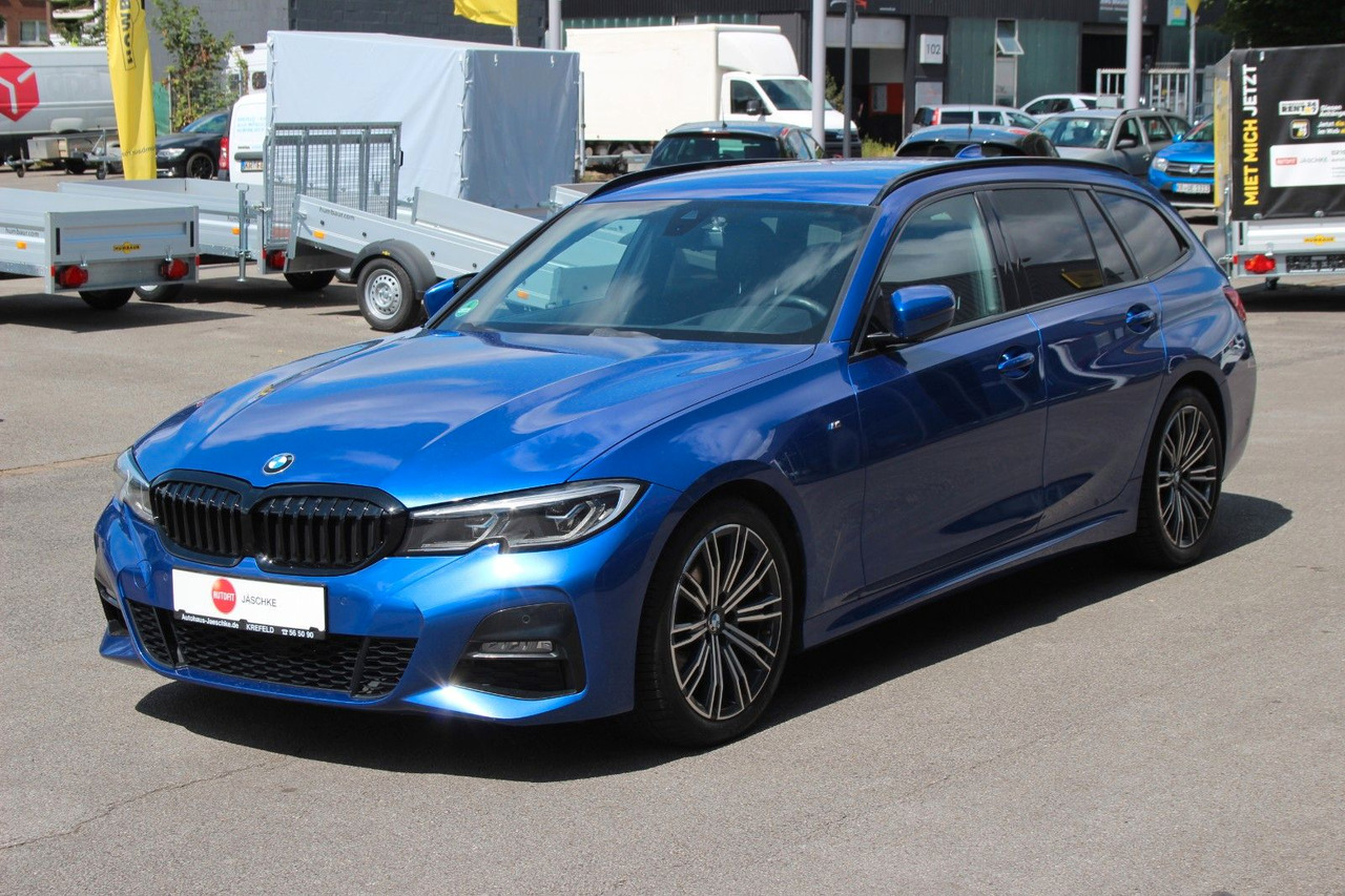 BMW 320 Touring d M Sport Laser Alcantara Harman Kar - Estate car: picture 4 BMW 320 Touring d M Sport Laser Alcantara Harman Kar - Estate car: picture 4