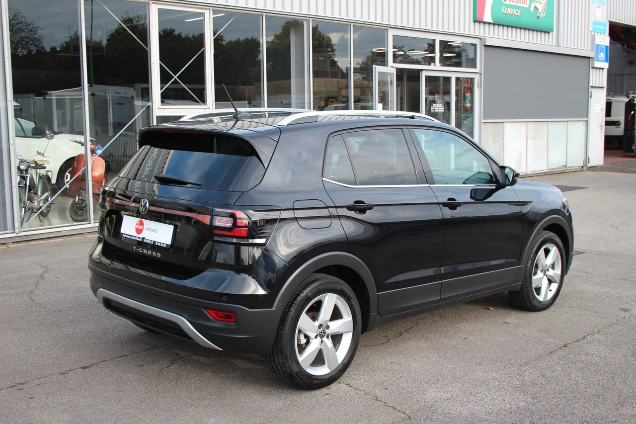 Volkswagen T-Cross Style 18tKM ACC LED DSG SiHzg Kamera APP - SUV: picture 3 Volkswagen T-Cross Style 18tKM ACC LED DSG SiHzg Kamera APP - SUV: picture 3
