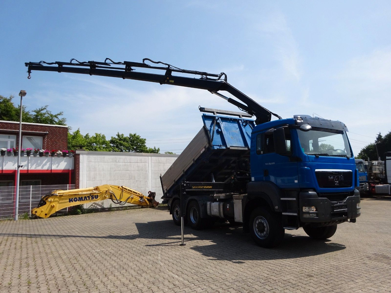 MAN 28.400 TGS 3Skipper+HIAB 166 E-4 HIPRPO 6x4-4 - Tipper, Crane truck: picture 4 MAN 28.400 TGS 3Skipper+HIAB 166 E-4 HIPRPO 6x4-4 - Tipper, Crane truck: picture 4