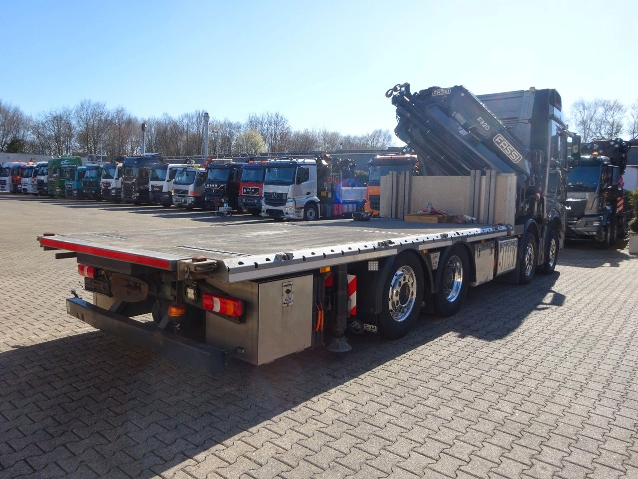 New Crane truck, Dropside/ Flatbed truck Mercedes-Benz 3453  Plattform + Fassi F820 Kran  8x2 Mercedes-Benz 3453 FASSI F820 Kran 8x Hydr. Ausschub: picture 13