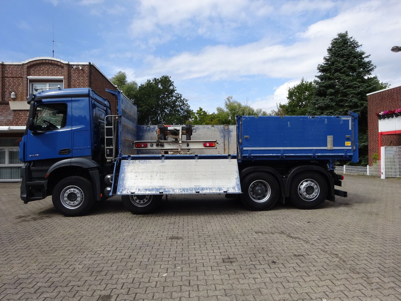Tipper Mercedes-Benz Arocs 3446 MEILER 3 Seitenkipper 8x2: picture 18