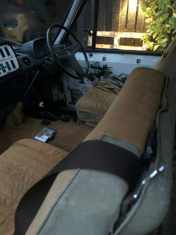 Land Rover Range Rover Classic Ambulance V8 *2900 brutto* Land Rover Range Rover Classic Ambulance V8 *2900 brutto* - Ambulance: picture 4 Land Rover Range Rover Classic Ambulance V8 *2900 brutto* Land Rover Range Rover Classic Ambulance V8 *2900 brutto* - Ambulance: picture 4