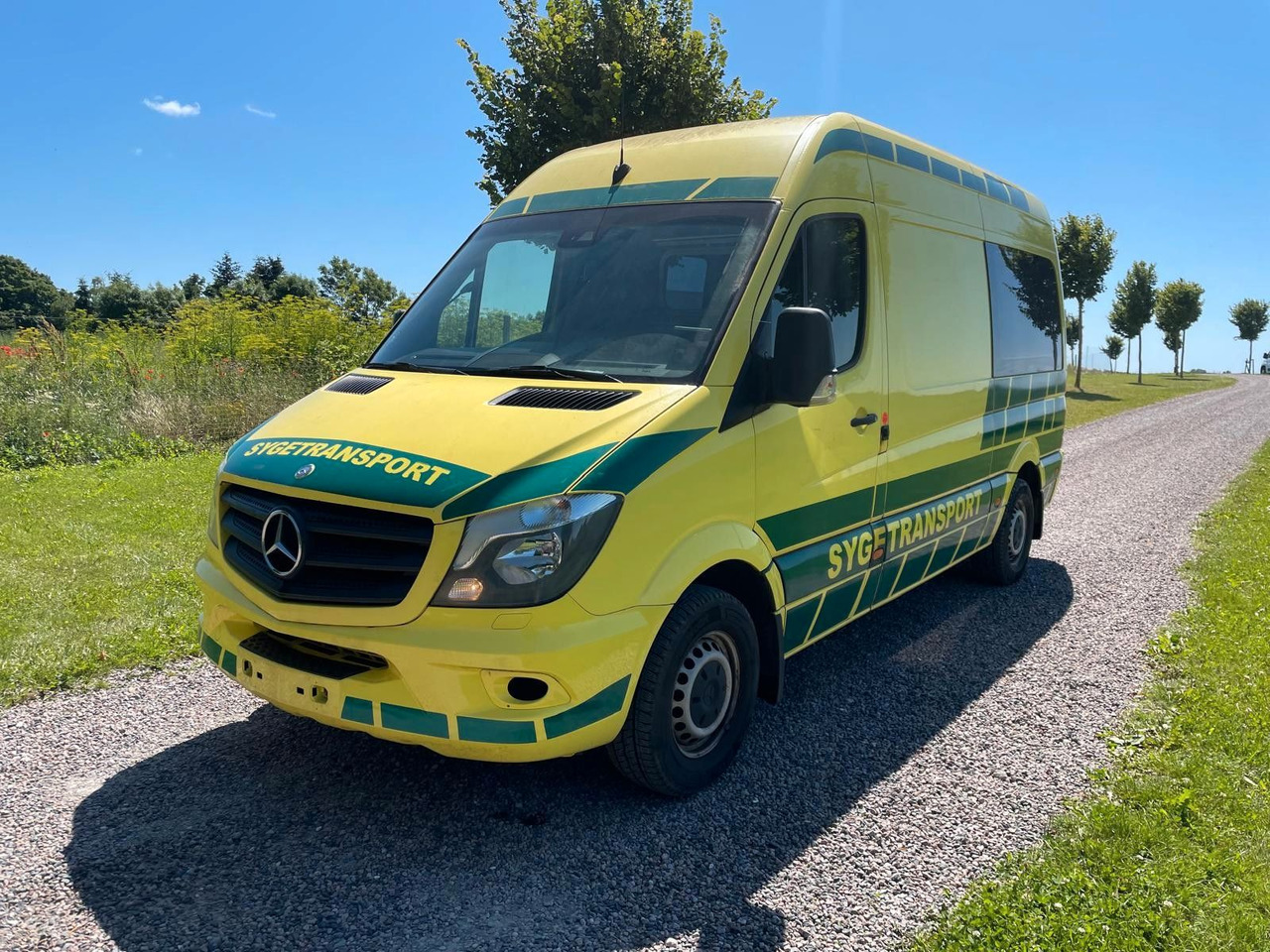 Mercedes-Benz Sprinter II Kasten 316 CDI Aut *Ambulance - Ambulance: picture 1 Mercedes-Benz Sprinter II Kasten 316 CDI Aut *Ambulance - Ambulance: picture 1