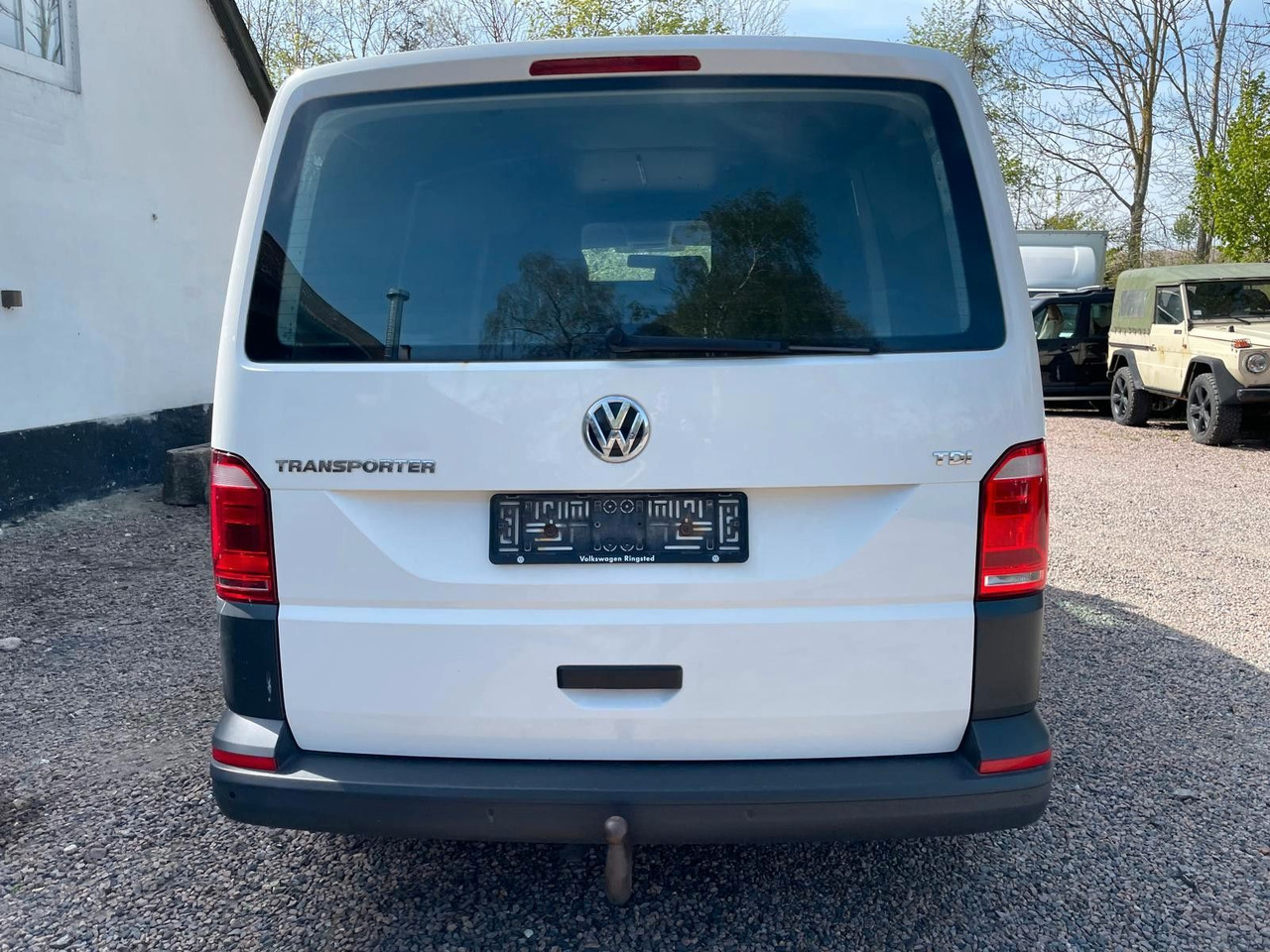 Volkswagen T6 Transporter 2.0 TDI *Motorschaden *RESERVED - Small van: picture 4 Volkswagen T6 Transporter 2.0 TDI *Motorschaden *RESERVED - Small van: picture 4