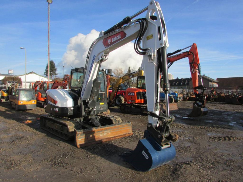 Bobcat E 88 R2 Minibagger 72.500 EUR - Mini excavator: picture 4 Bobcat E 88 R2 Minibagger 72.500 EUR - Mini excavator: picture 4