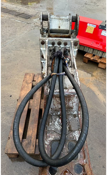 DRAGO DB-S 120 Hydraulikhammer 7.500 EUR - Hydraulic hammer for Construction machinery: picture 5 DRAGO DB-S 120 Hydraulikhammer 7.500 EUR - Hydraulic hammer for Construction machinery: picture 5