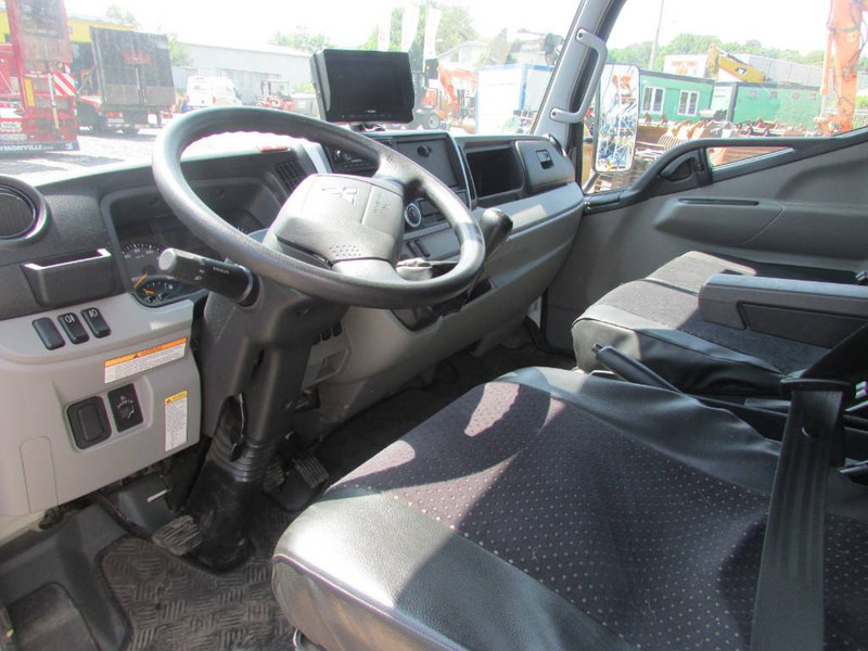 FUSO Canter 3 C 15 - Dropside/ Flatbed truck: picture 2 FUSO Canter 3 C 15 - Dropside/ Flatbed truck: picture 2