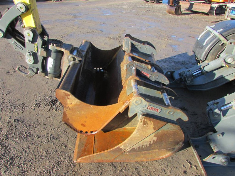 WACKER NEUSON EW 100 / Klima / AC / 59.000 EUR - Wheel excavator: picture 4 WACKER NEUSON EW 100 / Klima / AC / 59.000 EUR - Wheel excavator: picture 4