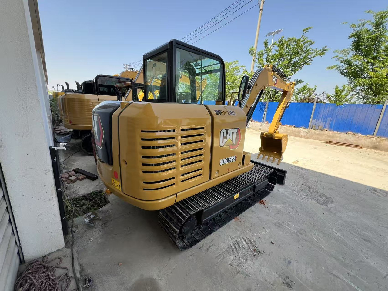 CATERPILLAR 305.5E2 - Mini excavator: picture 2 CATERPILLAR 305.5E2 - Mini excavator: picture 2
