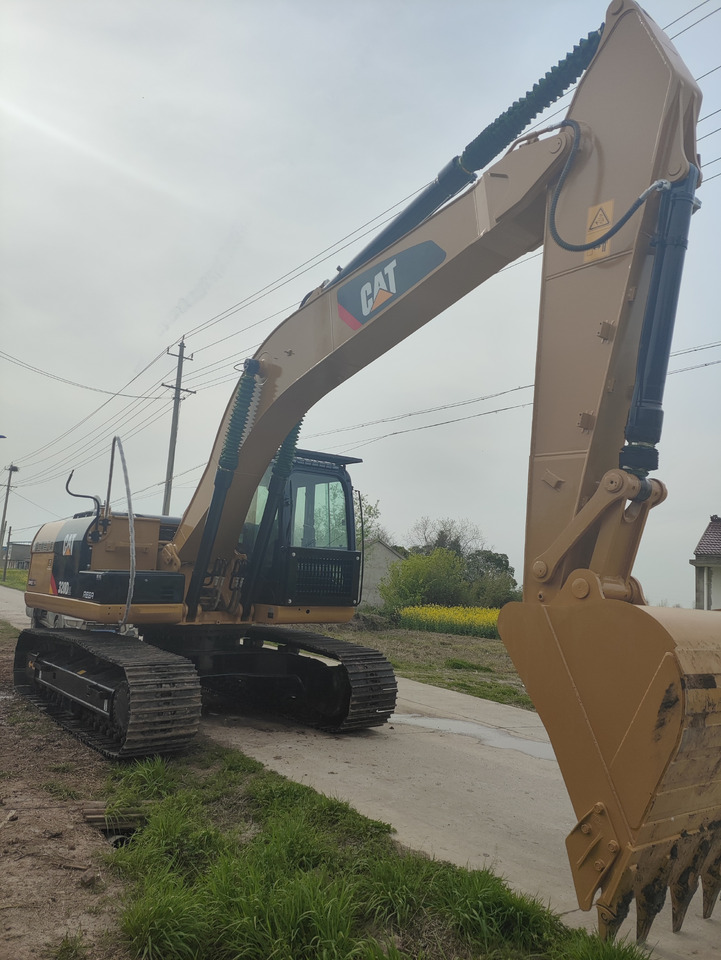 CATERPILLAR 320D2 - Crawler excavator: picture 3 CATERPILLAR 320D2 - Crawler excavator: picture 3