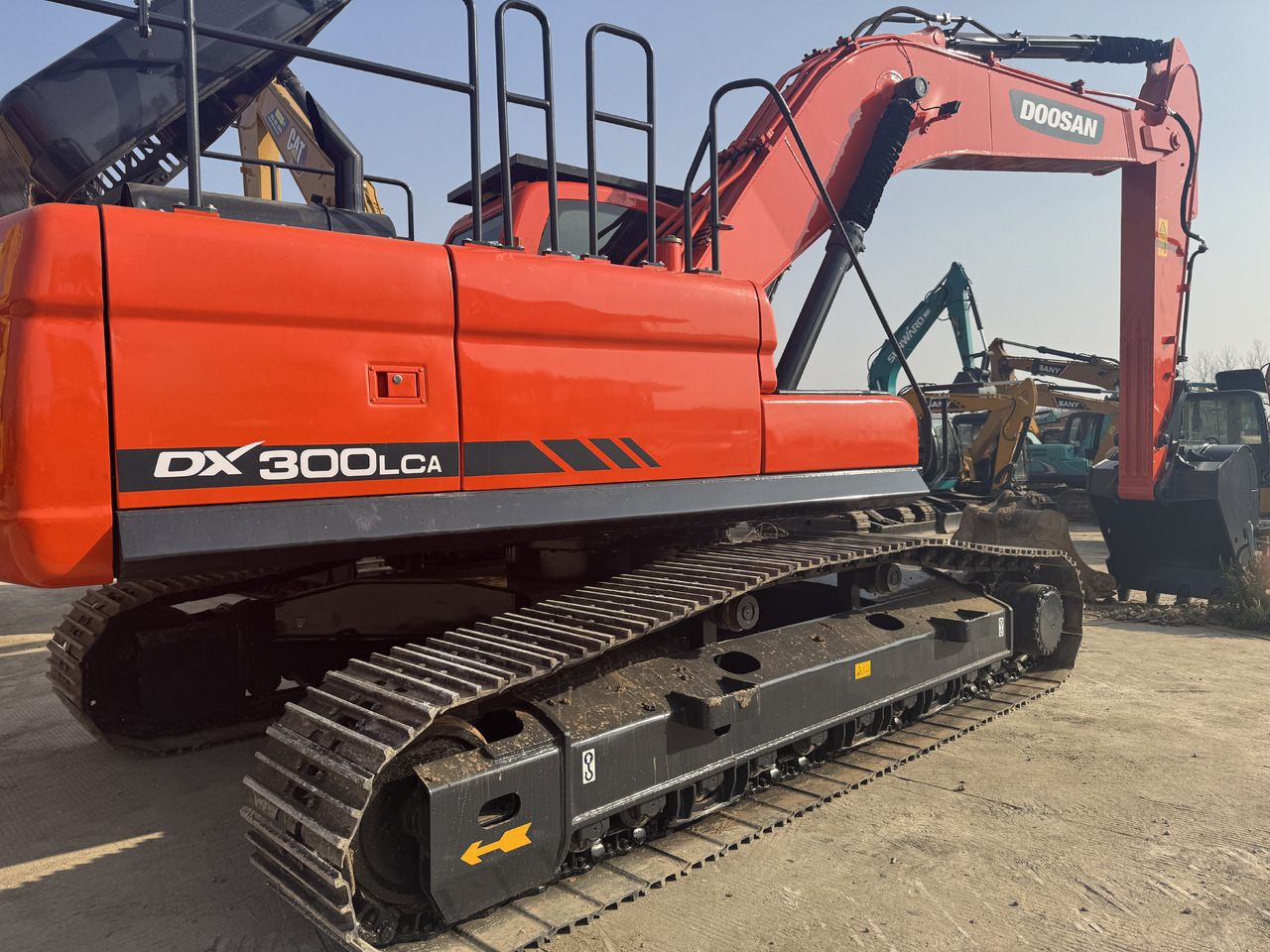 Doosan DX300-9C - Crawler excavator: picture 1 Doosan DX300-9C - Crawler excavator: picture 1