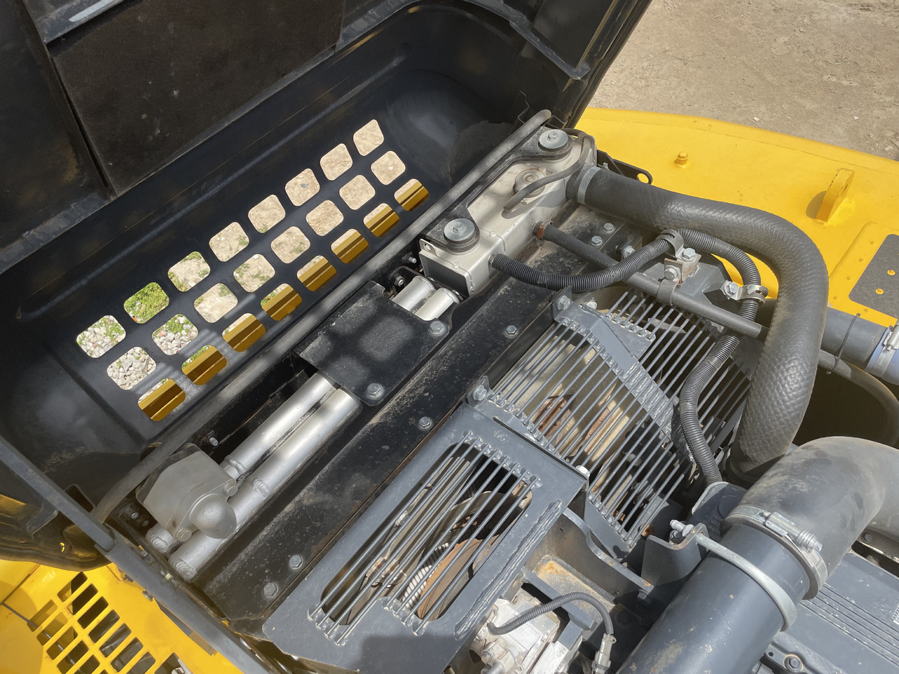 Crawler excavator KOMATSU PC350-8: picture 13