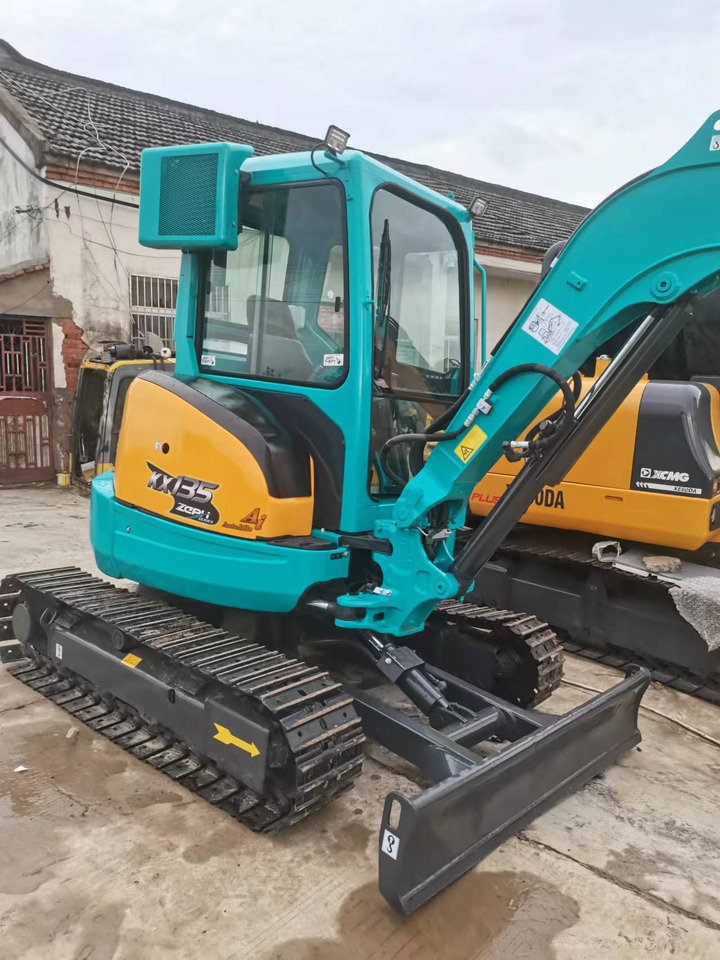 KUBOTA KX135 - Mini excavator: picture 3 KUBOTA KX135 - Mini excavator: picture 3