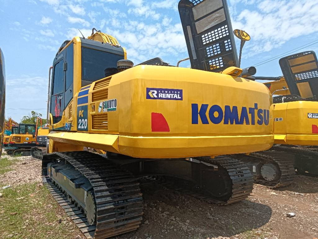 Komatsu PC 220-8 - Crawler excavator: picture 1 Komatsu PC 220-8 - Crawler excavator: picture 1