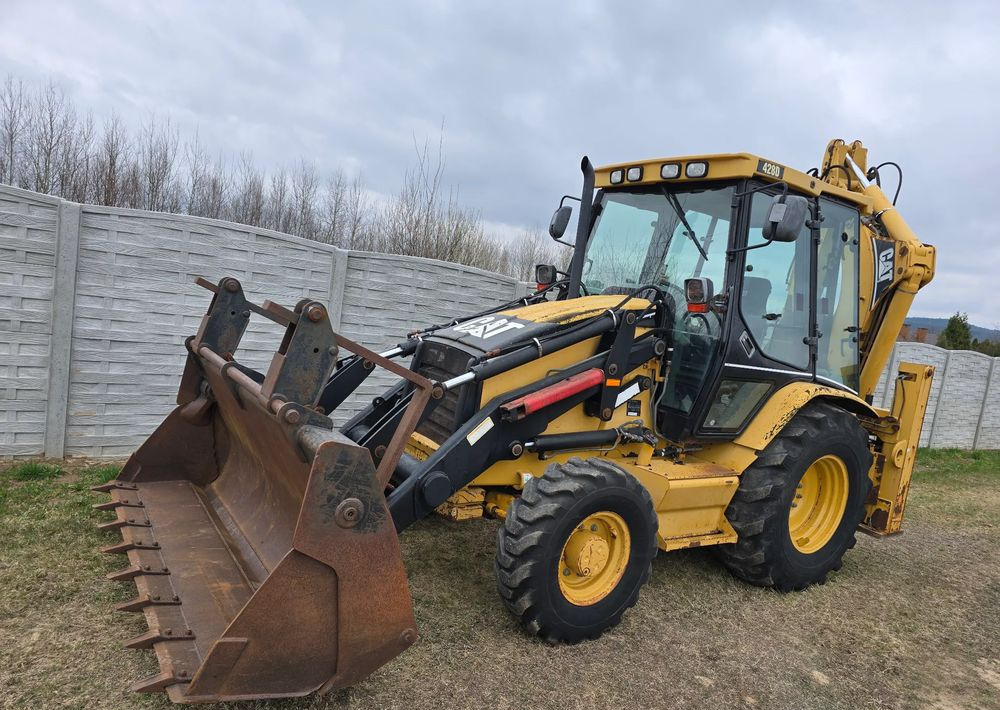 Caterpillar - Backhoe loader: picture 1 Caterpillar - Backhoe loader: picture 1