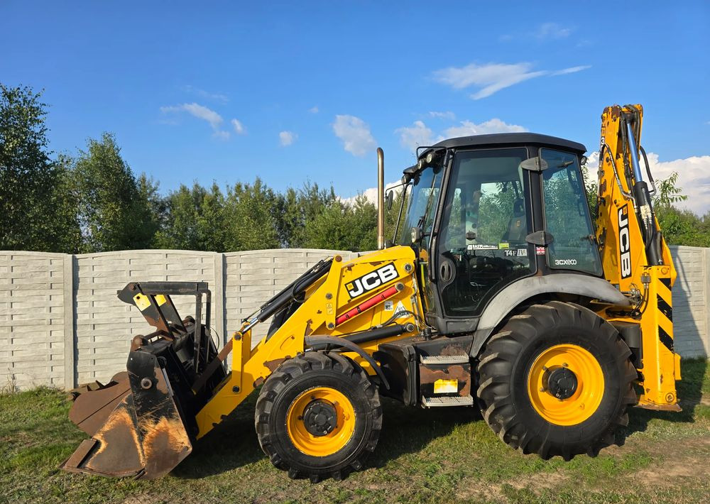 JCB - Backhoe loader: picture 2 JCB - Backhoe loader: picture 2