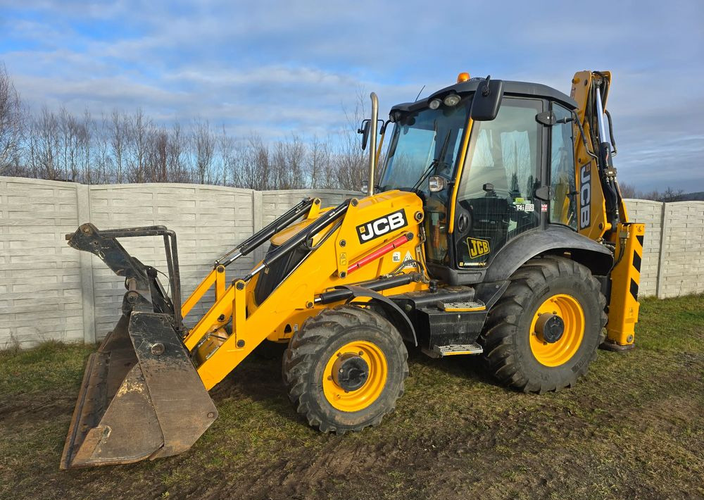 JCB - Backhoe loader: picture 1 JCB - Backhoe loader: picture 1